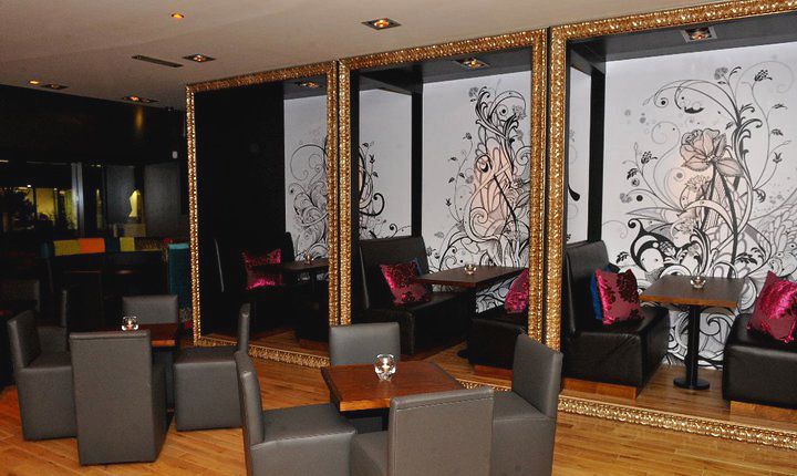 HydeOut_Booth_p2_16K