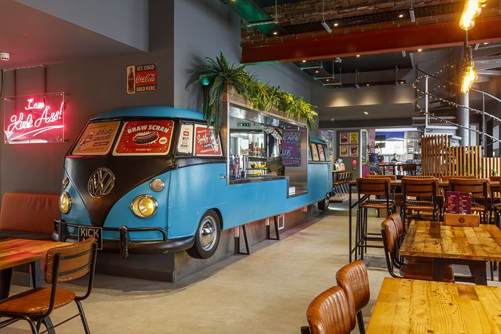 Kickass_van_signage_p1_16K