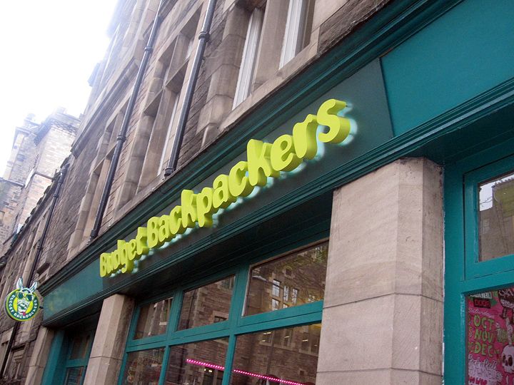 BudgetBackpackers_exterior_4_16K