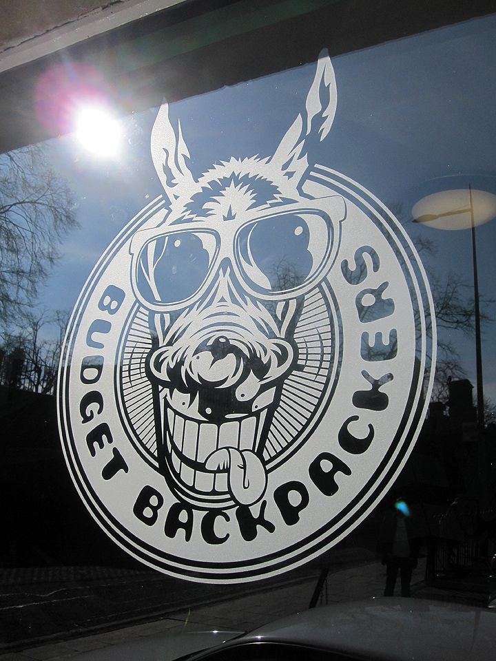 BudgetBackpackers_window_1_16K BudgetBackpackers_window_1_16K